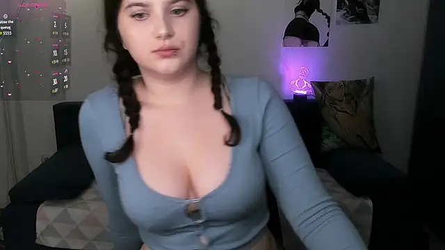 Snapshot of chloe_dashh chatting on March 2026 07:18:02 PM chloe dashh online show from March 2026 07:18:02 PM