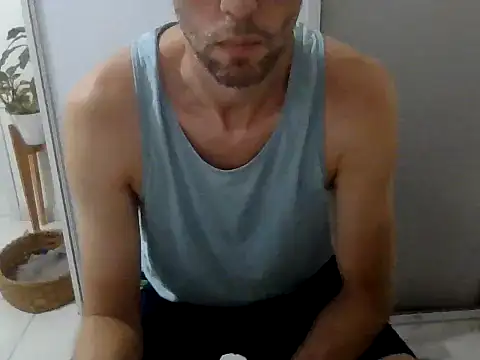 Snapshot of willyhot_hot chatting on March 2026 07:03:02 PM willyhot hot online show from March 2026 07:03:02 PM