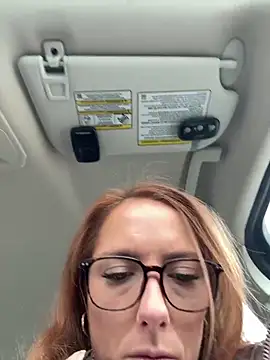 Snapshot of mooviebaby chatting on March 2026 10:13:02 PM mooviebaby online show from March 2026 10:13:02 PM