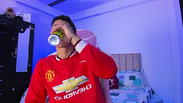 Adrian Prime  online show from March 2026 06:44:01 PM