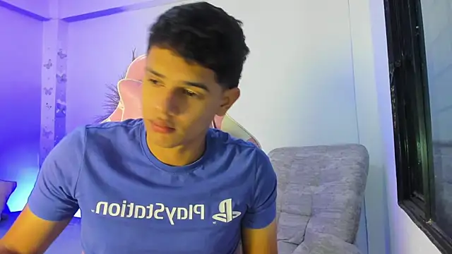 Snapshot of Adrian_Prime_ chatting on May 2026 06:49:02 PM Adrian Prime online show from May 2026 06:49:02 PM