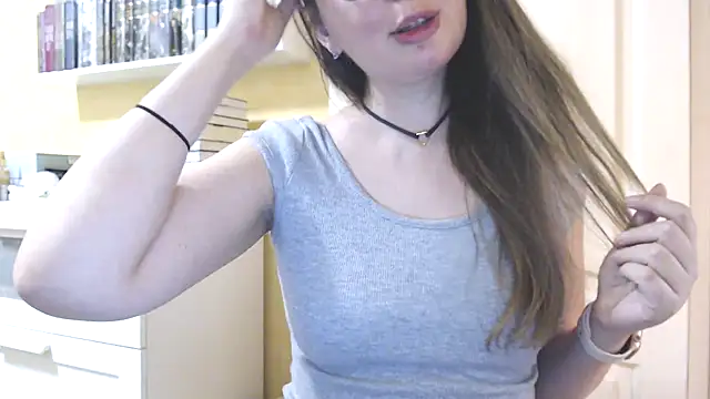 Snapshot of Tasiya chatting on February 2026 12:21:01 AM Tasiya online show from February 2026 12:21:01 AM