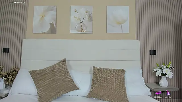 LisaLain online show from June 2026 12:06:01 PM