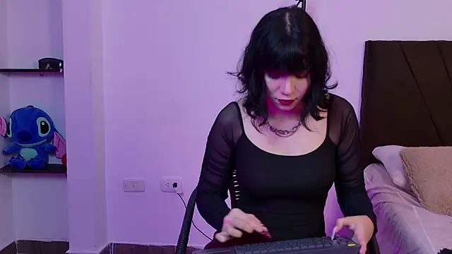 Snapshot of Raven_OA chatting on February 2026 12:45:01 PM Raven OA online show from February 2026 12:45:01 PM