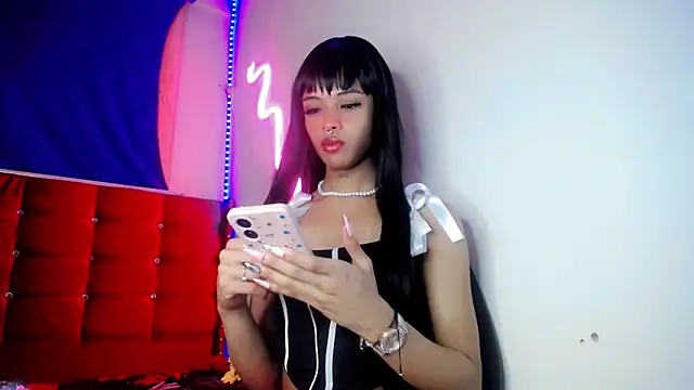 DahliaGill online show from April 2026 11:15:02 PM