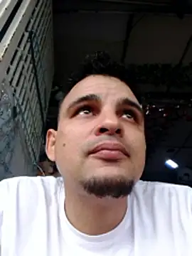 polla large active online show from April 2026 02:22:02 PM