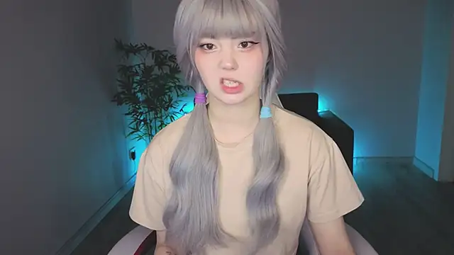 Snapshot of PONKY_PINKY chatting on April 2026 02:37:02 AM PONKY PINKY online show from April 2026 02:37:02 AM