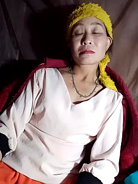 witch-xx online show from April 2026 01:19:01 PM