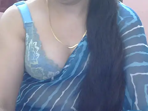 Snapshot of Cute_Sheetal chatting on May 2026 12:43:02 PM Cute Sheetal online show from May 2026 12:43:02 PM
