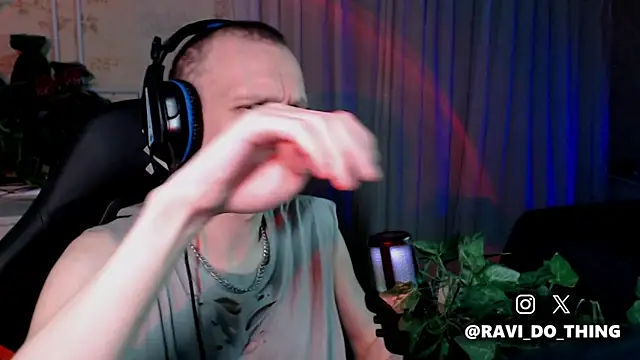 Snapshot of ravi_olle chatting on April 2026 04:37:01 PM ravi olle online show from April 2026 04:37:01 PM