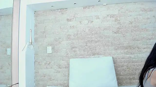 Snapshot of sasha_wayne chatting on February 2026 10:13:02 AM sasha wayne online show from February 2026 10:13:02 AM