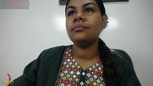 Snapshot of yaazhinii chatting on May 2026 11:49:01 AM yaazhinii online show from May 2026 11:49:01 AM