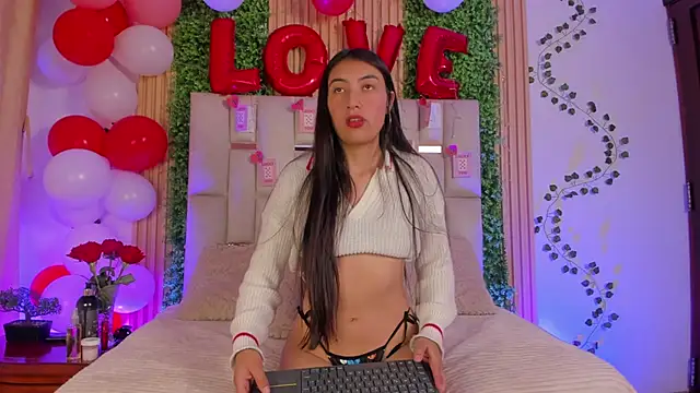 Snapshot of Emma_Nmm chatting on February 2026 05:53:02 PM Emma Nmm online show from February 2026 05:53:02 PM