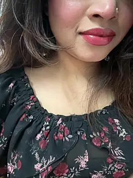 Snapshot of riya_sharma11 chatting on March 2026 04:02:02 PM riya sharma11 online show from March 2026 04:02:02 PM