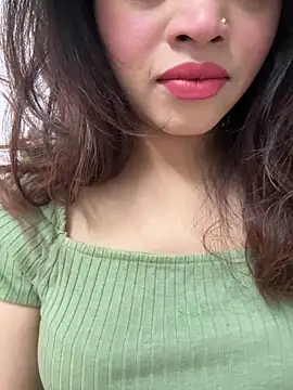 Snapshot of riya_sharma11 chatting on March 2026 04:45:02 PM riya sharma11 online show from March 2026 04:45:02 PM