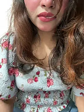 Snapshot of riya_sharma11 chatting on April 2026 08:36:02 PM riya sharma11 online show from April 2026 08:36:02 PM