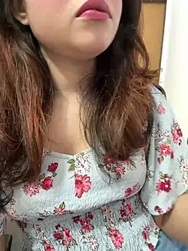 Snapshot of riya_sharma11 chatting on April 2026 08:41:01 AM riya sharma11 online show from April 2026 08:41:01 AM