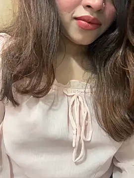 Snapshot of riya_sharma11 chatting on April 2026 06:57:01 PM riya sharma11 online show from April 2026 06:57:01 PM