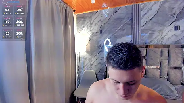 Snapshot of Manson_and_Zoe chatting on March 2026 11:28:02 AM Manson and Zoe online show from March 2026 11:28:02 AM