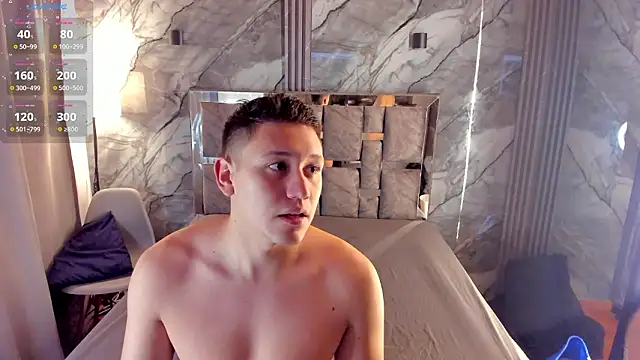 Snapshot of Manson_and_Zoe chatting on March 2026 11:14:01 AM Manson and Zoe online show from March 2026 11:14:01 AM