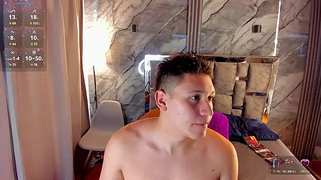 Snapshot of Manson_and_Zoe chatting on March 2026 11:28:02 AM Manson and Zoe online show from March 2026 11:28:02 AM