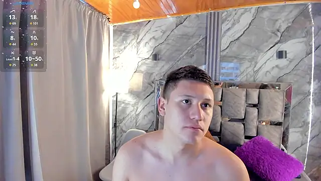 Snapshot of Manson_and_Zoe chatting on March 2026 11:25:01 AM Manson and Zoe online show from March 2026 11:25:01 AM