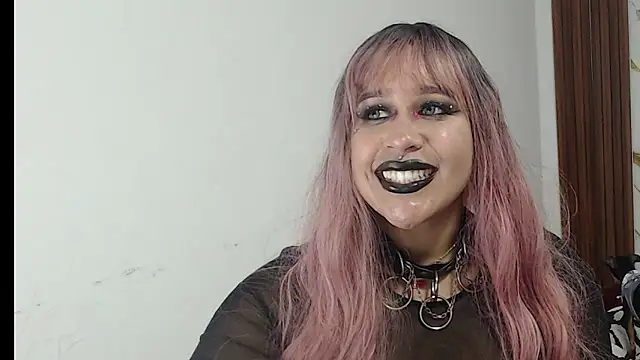 valen ros online show from March 2026 11:40:01 PM