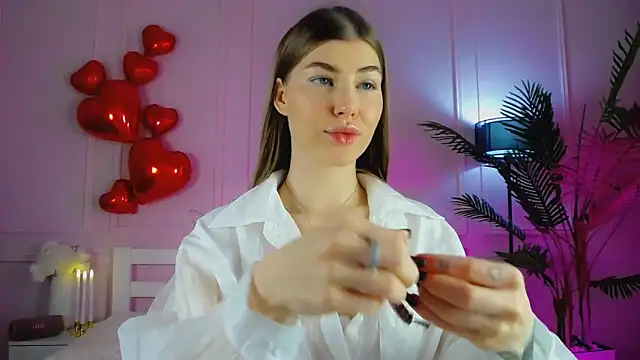 Snapshot of Milana_rosaa chatting on February 2026 04:35:01 PM Milana rosaa online show from February 2026 04:35:01 PM