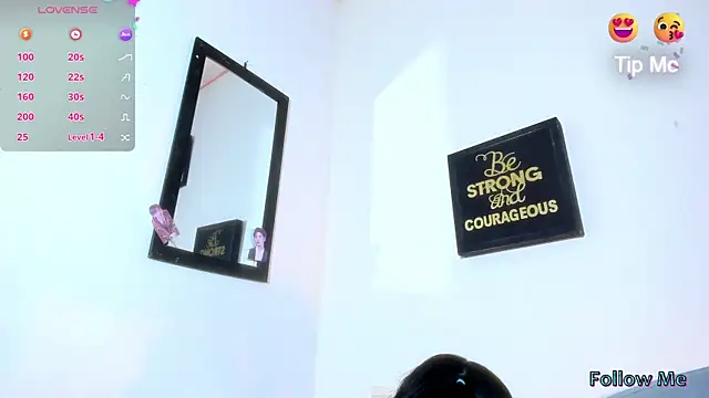 Lily-Scott online show from February 2026 11:36:01 PM