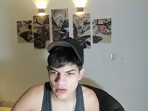 Snapshot of Jesshot_bigcock20cm chatting on February 2026 04:53:01 AM Jesshot bigcock20cm online show from February 2026 04:53:01 AM