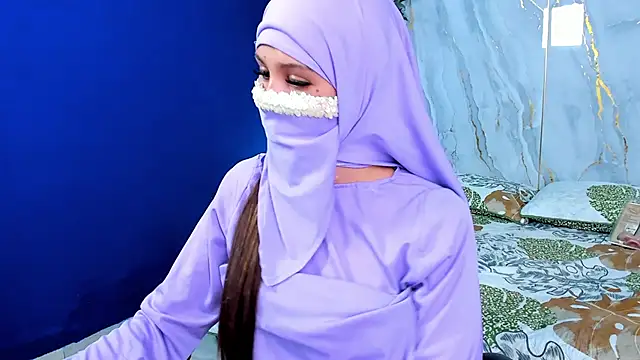 Zully Amin online show from April 2026 12:44:01 AM