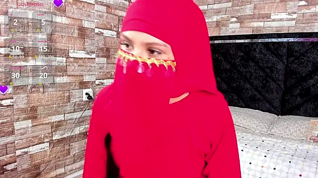 Zully Amin online show from April 2026 11:49:01 PM