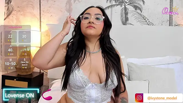 IvyStonne online show from March 2026 07:22:02 PM