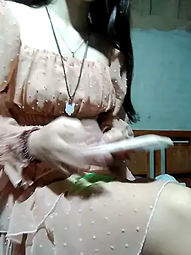 DoliceGirl2k online show from April 2026 01:41:01 PM