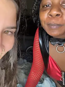 Snapshot of Ebony_Queeen chatting on May 2026 03:48:02 AM Ebony Queeen online show from May 2026 03:48:02 AM
