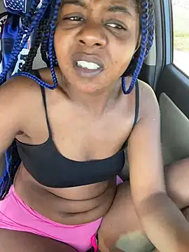 Snapshot of Ebony_Queeen chatting on June 2026 01:47:01 PM Ebony Queeen online show from June 2026 01:47:01 PM