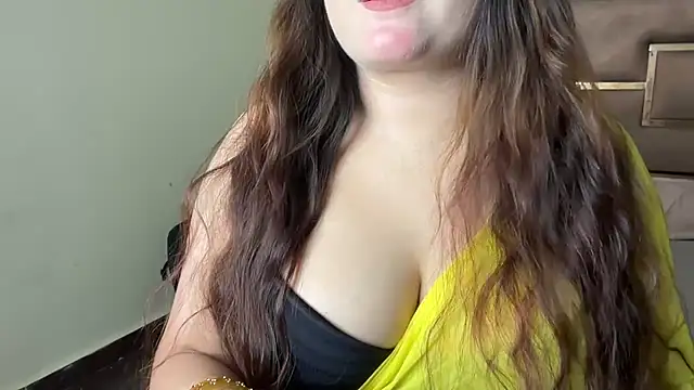 Snapshot of Hersheykaur chatting on July 2026 10:30:02 PM Hersheykaur online show from July 2026 10:30:02 PM