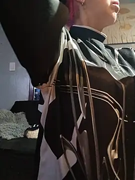 Sammi1995 online show from June 2026 06:05:01 AM