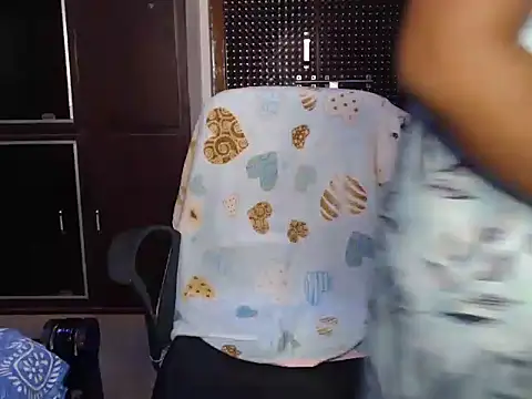 VixenNandhu online show from April 2026 07:07:02 PM