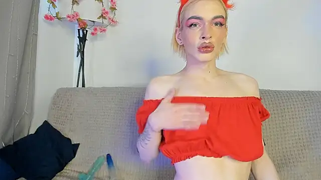 Snapshot of DeepSignal chatting on February 2026 06:22:02 AM DeepSignal online show from February 2026 06:22:02 AM