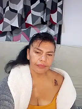 jennifer 0717 online show from April 2026 03:51:01 AM