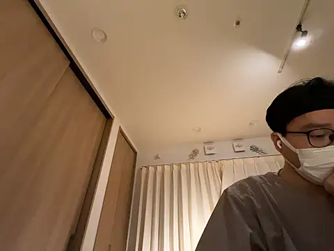 shizuku-kun211 online show from March 2026 12:21:02 PM