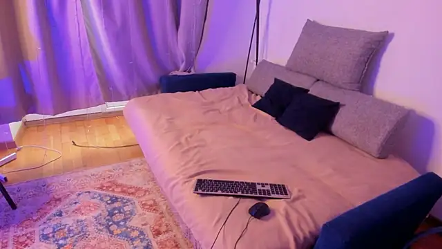 CalmFever online show from February 2026 12:33:02 PM