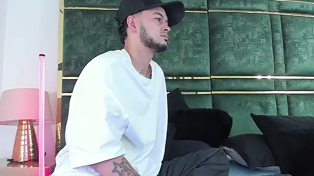 GaelyCoral online show from February 2026 11:31:02 AM