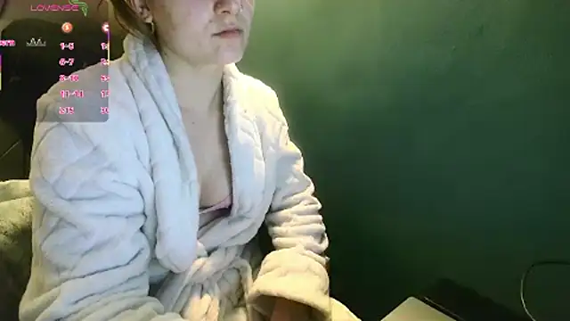 Snapshot of JadeAlexis403 chatting on February 2026 09:11:01 PM JadeAlexis403 online show from February 2026 09:11:01 PM