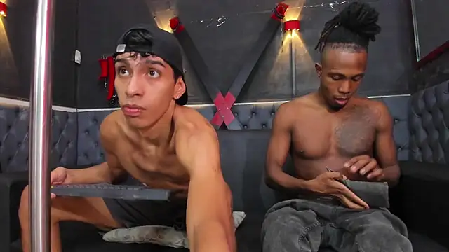 Jeanpieroo26 online show from April 2026 08:20:02 PM