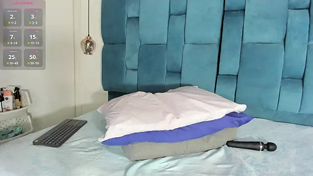 Snapshot of venezolana__caro chatting on July 2026 12:20:01 PM venezolana caro online show from July 2026 12:20:01 PM