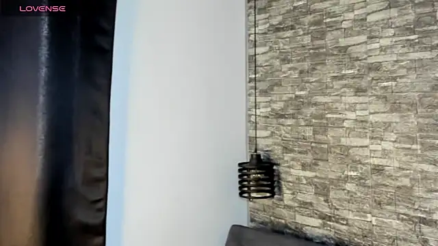 ASHLEY COLLINS1 online show from February 2026 01:01:02 PM