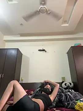 raavigirl online show from March 2026 02:49:02 AM