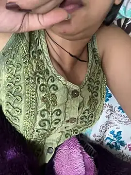 raavigirl online show from July 2026 07:51:02 PM